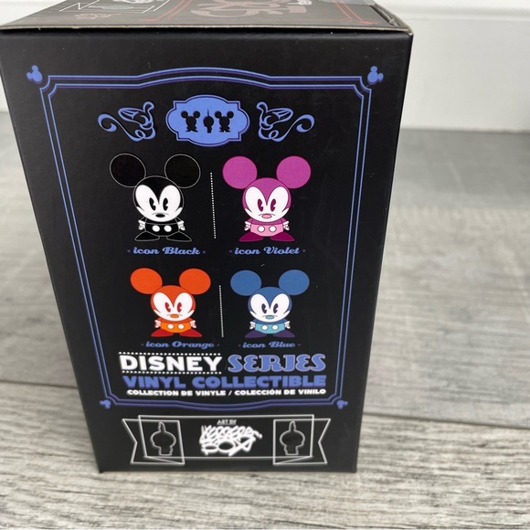 Mickey Mouse Disney Shorts Series 2 Mickey Mouse (Blue) Vinyl Figure Collectible - Picture 4 of 6